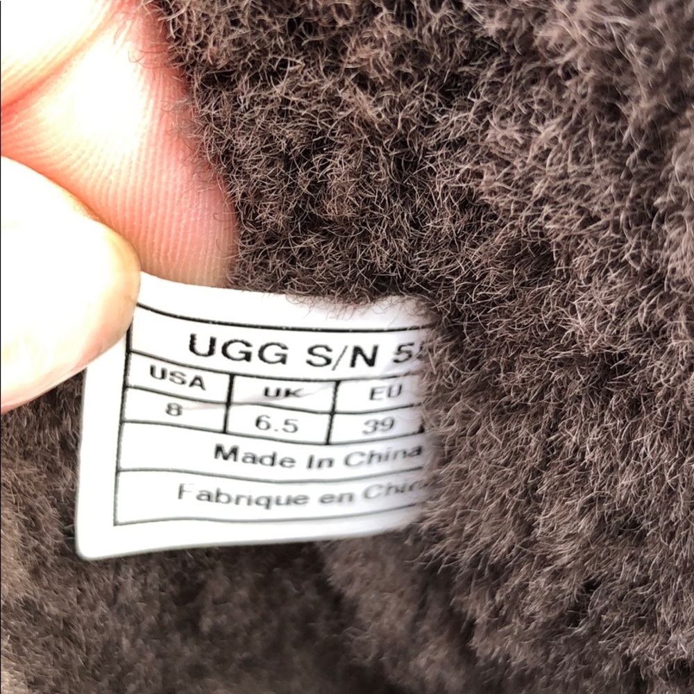 UGGs Womens Size 8 - Picture 5 of 6